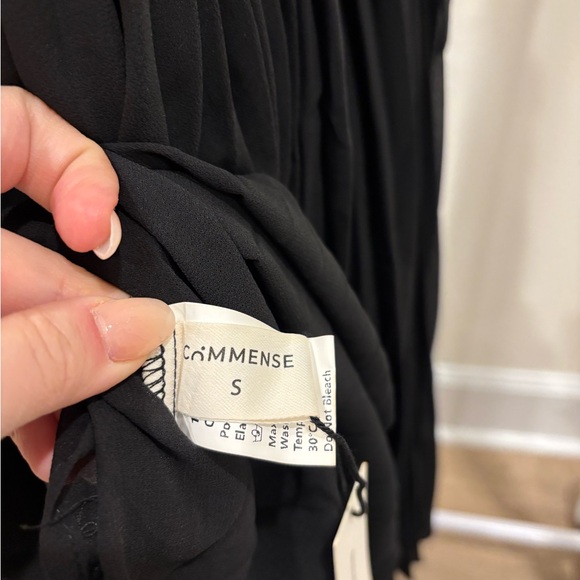 Commense Black Backless Dress - Picture 7 of 9